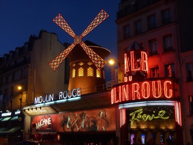 paris night life.jpg